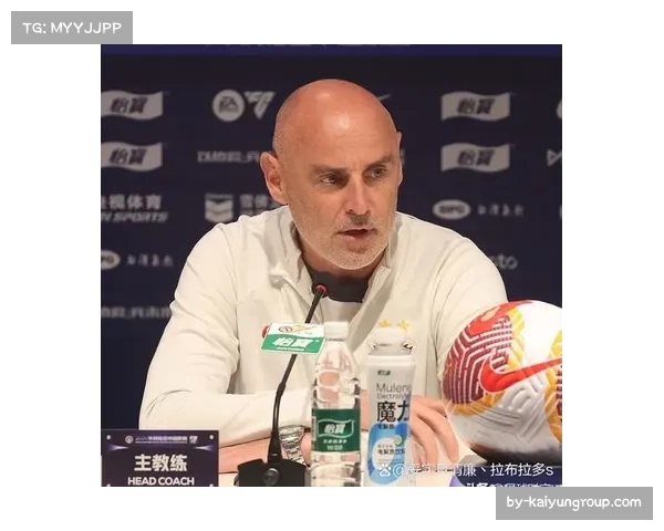 海港穆斯卡特变阵无果 维塔尔推至前腰位置不适应角色转化